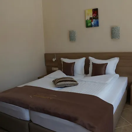 Infinity Park Ξενοδοχείο 5*