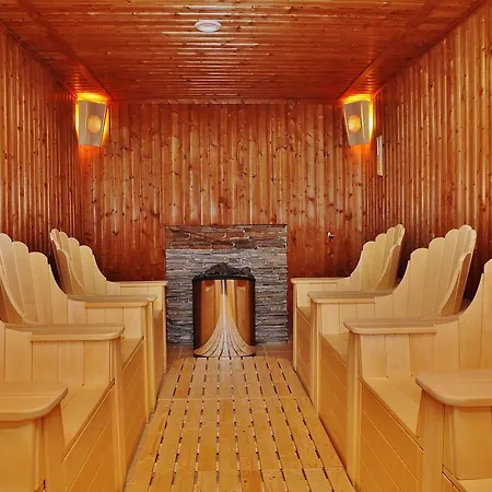 Hotell Infinity Park 5*